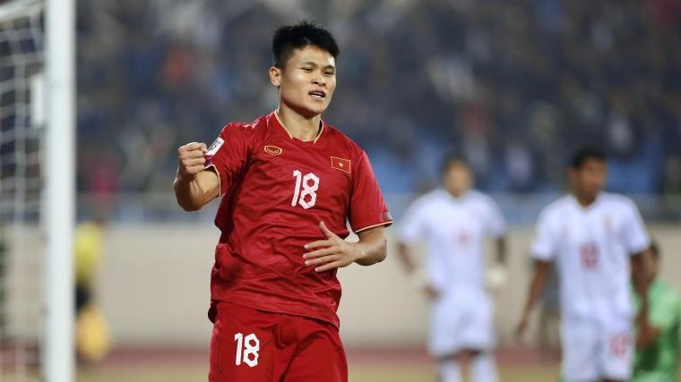 tuan-hai-celebration-vietnam-myanmar-aff-cup-010323-1704938126.jpeg