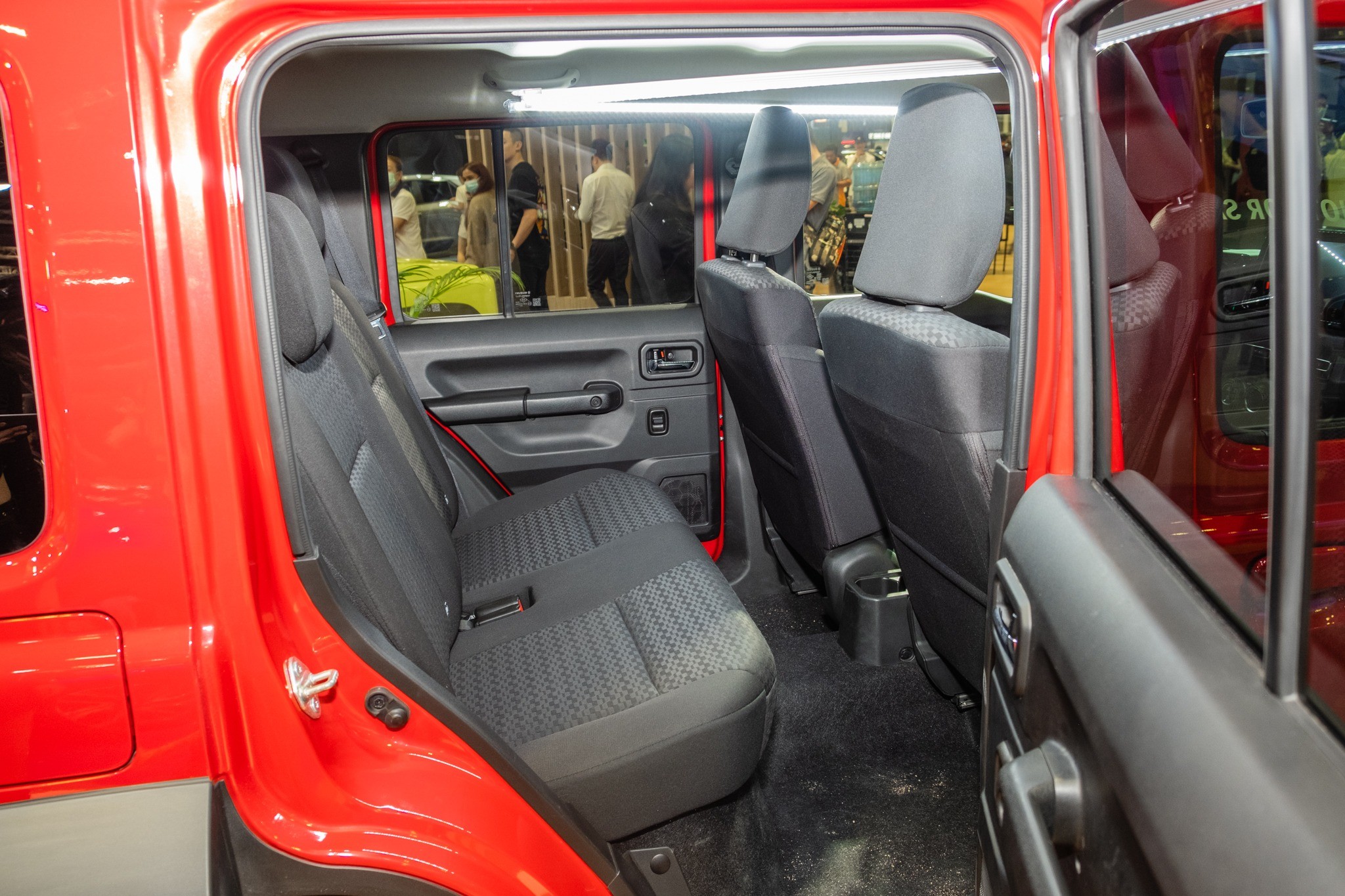suzuki-jimny-5-door-13-170527722-1705285767.jpg