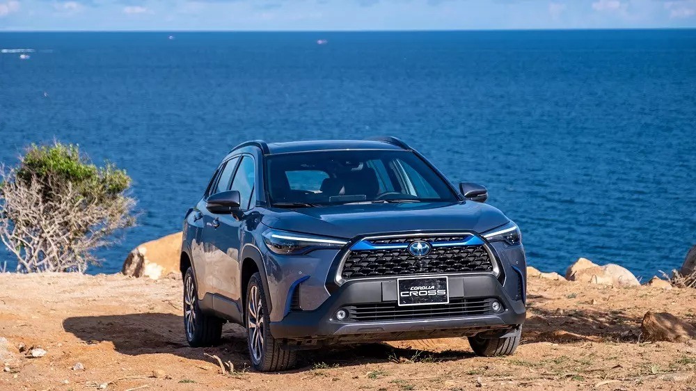 toyota-corolla-cross-c333-1705540355.jpg