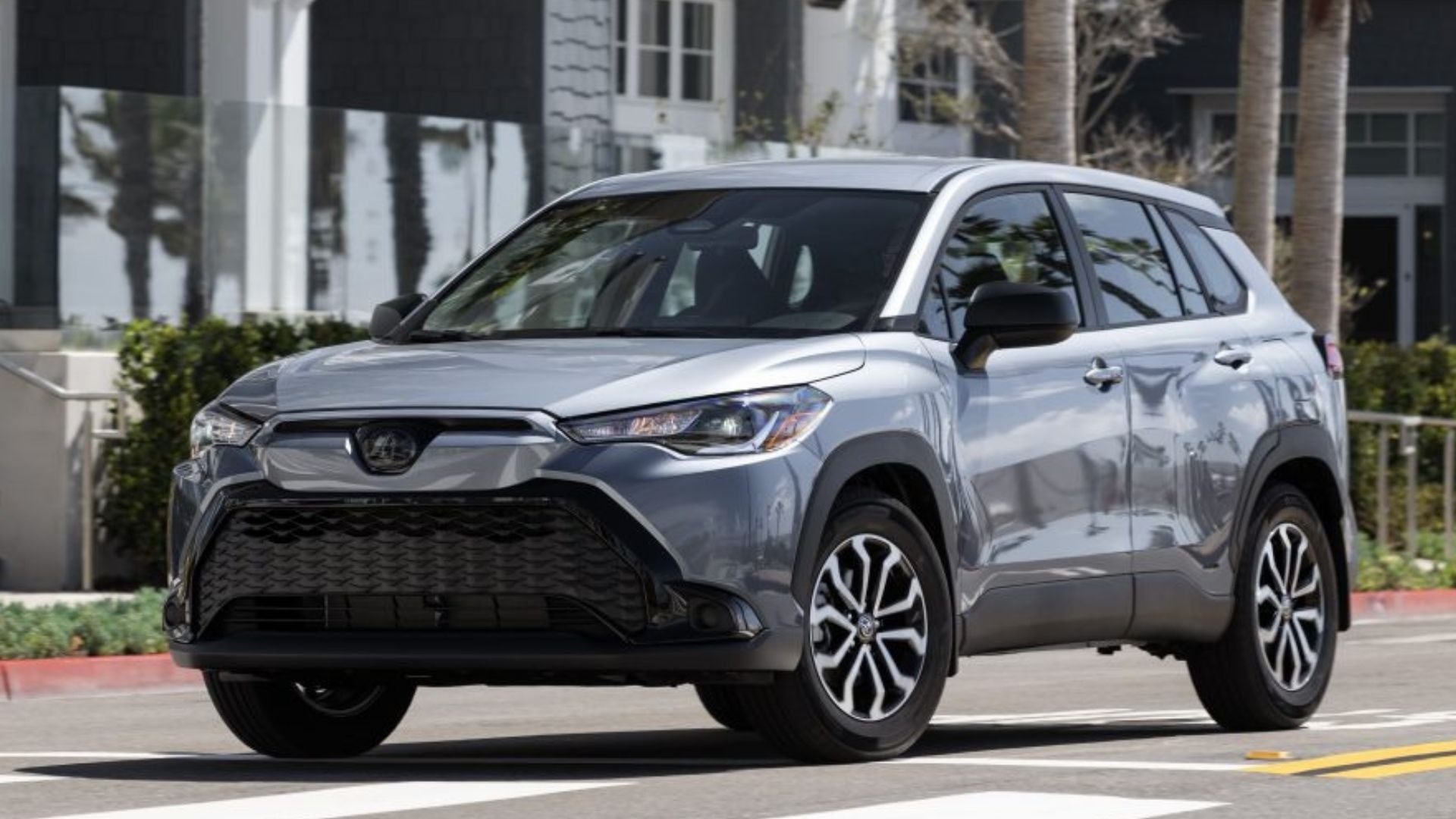 toyota-corolla-cross-2-1705920234.jpg