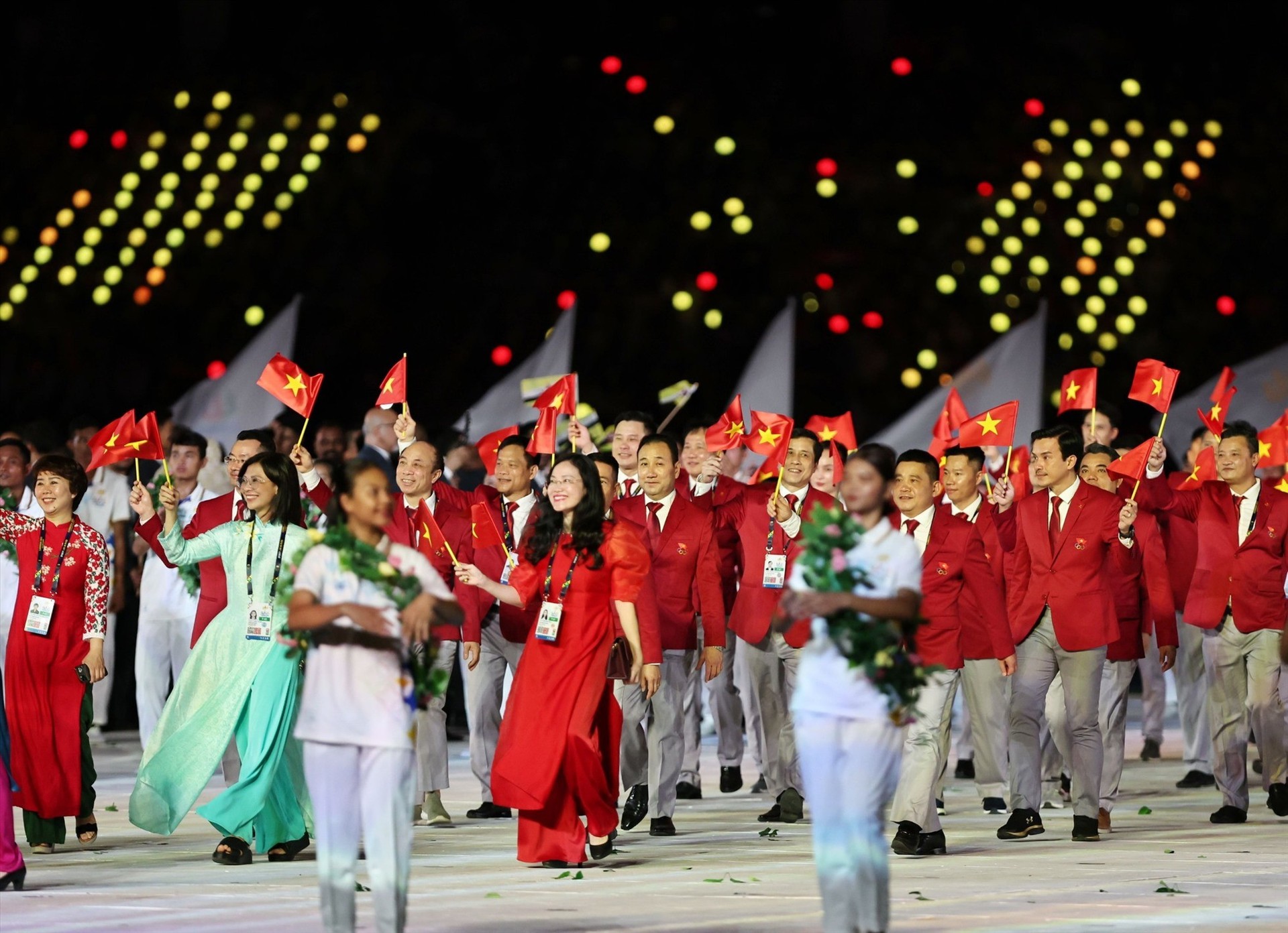 imagedaidoanketvn-images-upload-nghipm-09142023-anh-thay-bai-duoi-1706846660.jpg