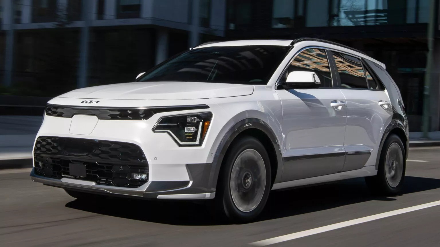 2024-kia-niro-ev-1-1536x864-1707196138.jpg