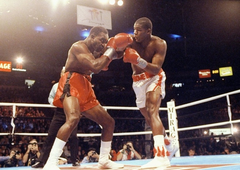 kinh-dien-hang-nang-the-ky-truoc-riddick-bowe-vs-evander-holyfield-406420-1-1707995523.jpg