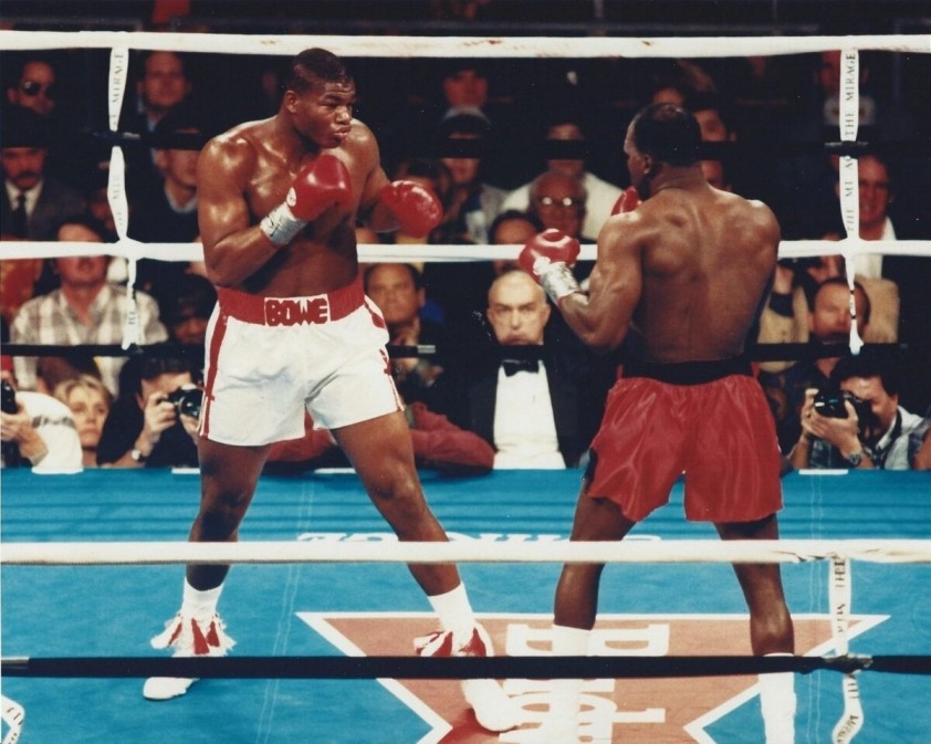 kinh-dien-hang-nang-the-ky-truoc-riddick-bowe-vs-evander-holyfield-406421-1707995543.jpg