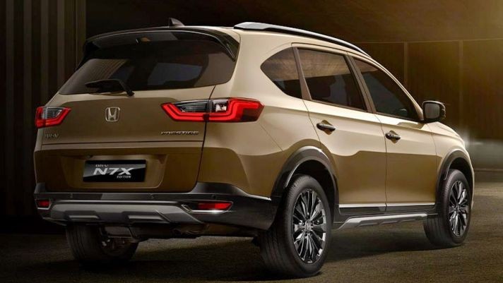 Tin xe trưa 21/2: ‘Kẻ soán ngôi’ Mitsubishi Xpander ra mắt giá 504 triệu đồng, thiết kế đẹp miễn chê ảnh 1