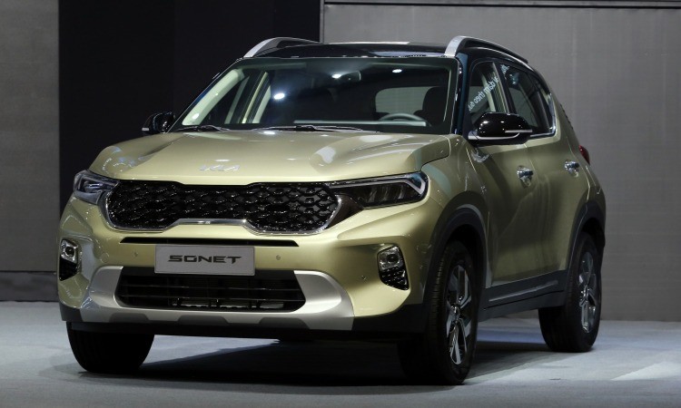 kiasonet-1708589893.jpg