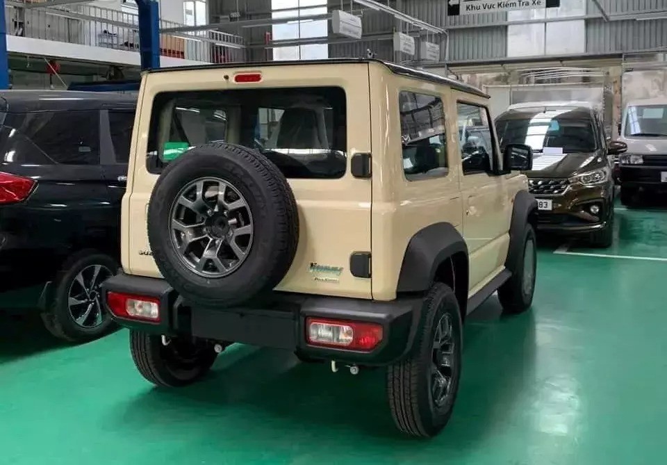suzuki-jimny-3-eda3-1708942837.jpg