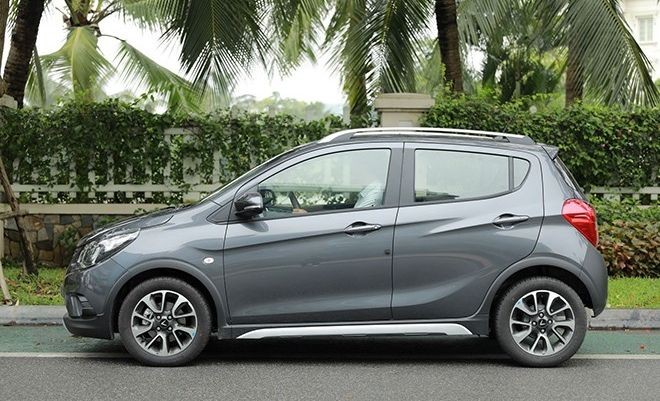 Tin xe hot 3/3: VinFast Fadil đe nẹt Hyundai Grand i10 và Kia Morning bằng giá lăn bánh rẻ khó tin ảnh 1