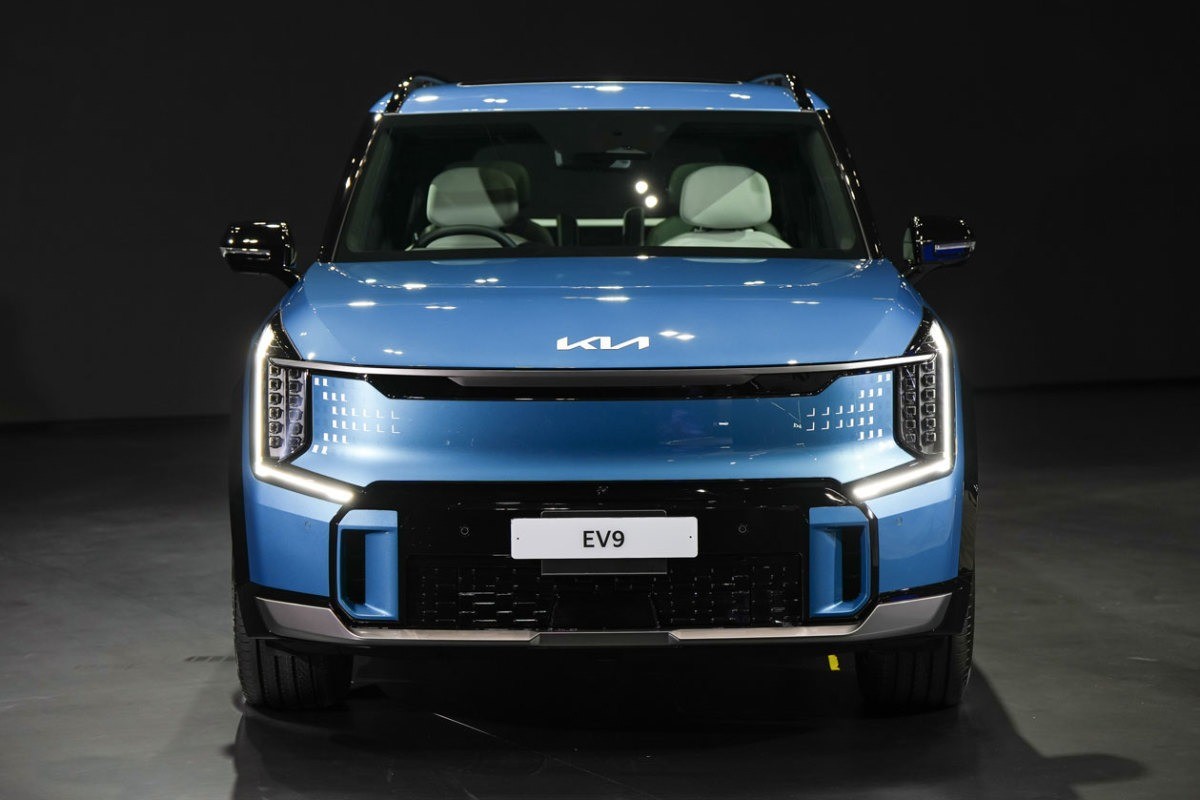 45-kia-ev9-2024-thailand-1709566617.jpg