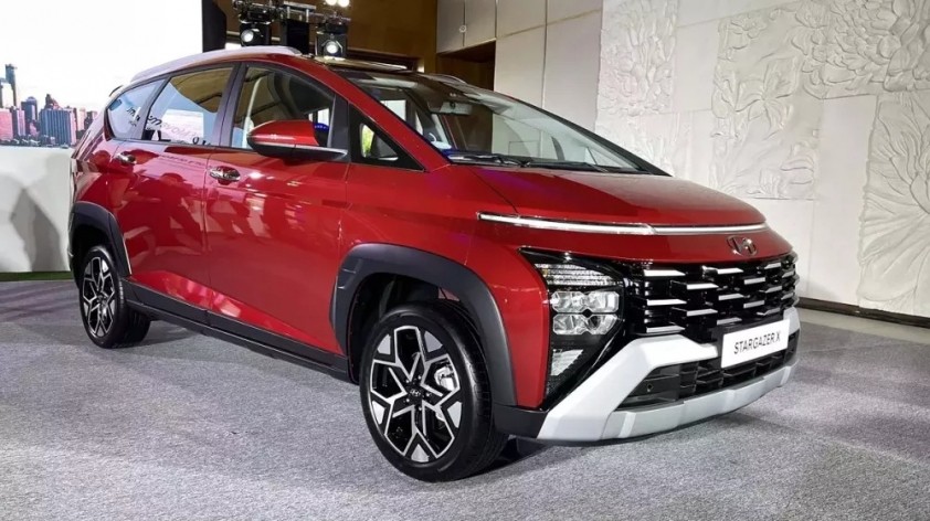 ‘Tân vương’ MPV của Hyundai nhận cọc tại Việt Nam, thiết kế thể thao làm lu mờ Mitsubishi Xpander ảnh 3