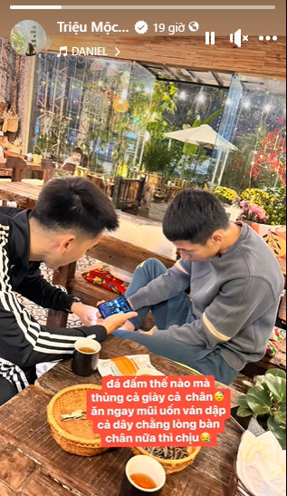 Hùng Dũng dính chấn thương ở lòng bàn chân phải