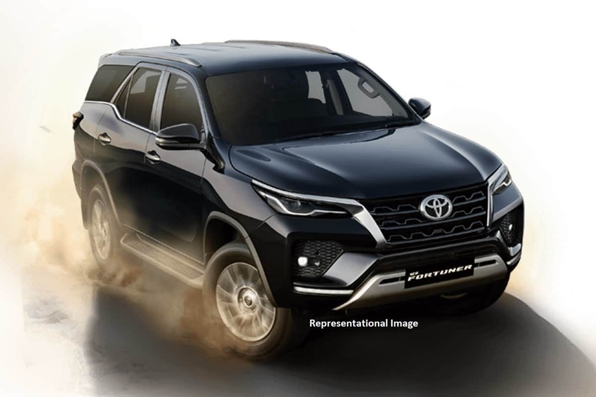 Toyota rục rịch ra mắt ‘Tiểu Fortuner’ hoàn toàn mới, thông tin được hé lộ khiến dân tình 'dậy sóng' ảnh 2