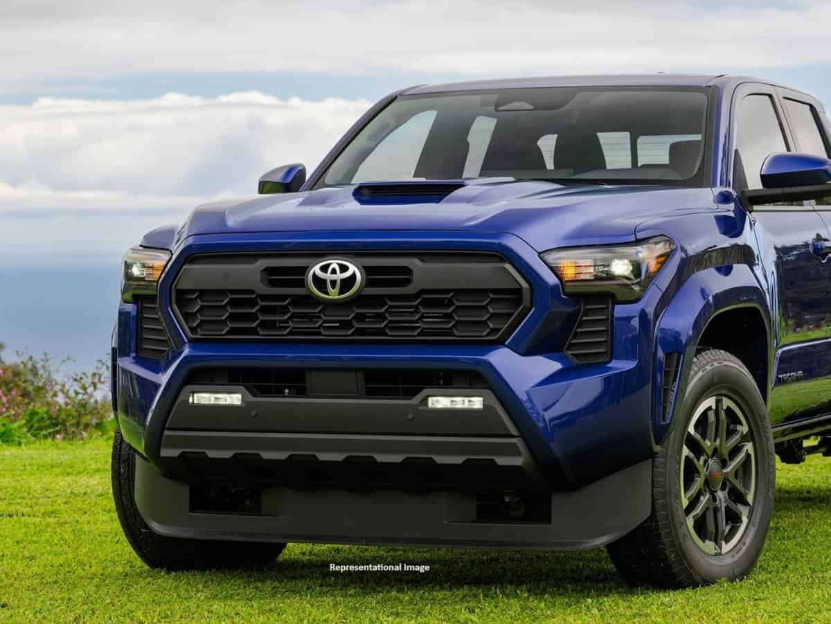 Toyota Fortuner thế hệ mới nâng cấp toàn diện, dễ khiến Ford Everest và Hyundai Santa Fe 'đo ván' ảnh 2