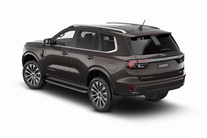 Ford Everest ra mắt phiên bản mới trang bị ‘nuốt chửng’ Toyota Fortuner, giá áp đảo Hyundai Santa Fe ảnh 5