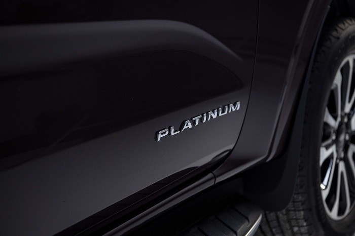 ford-everest-platinum-1-1710476660.jpg