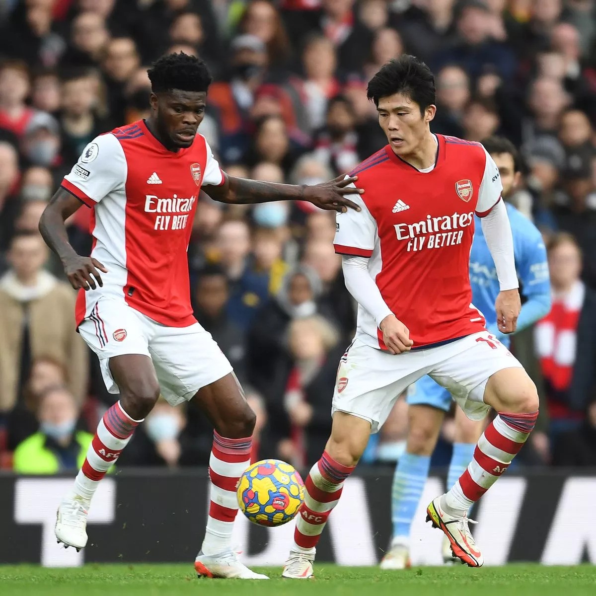 0-takehiro-tomiyasu-and-thomas-partey-1711099752.jpg