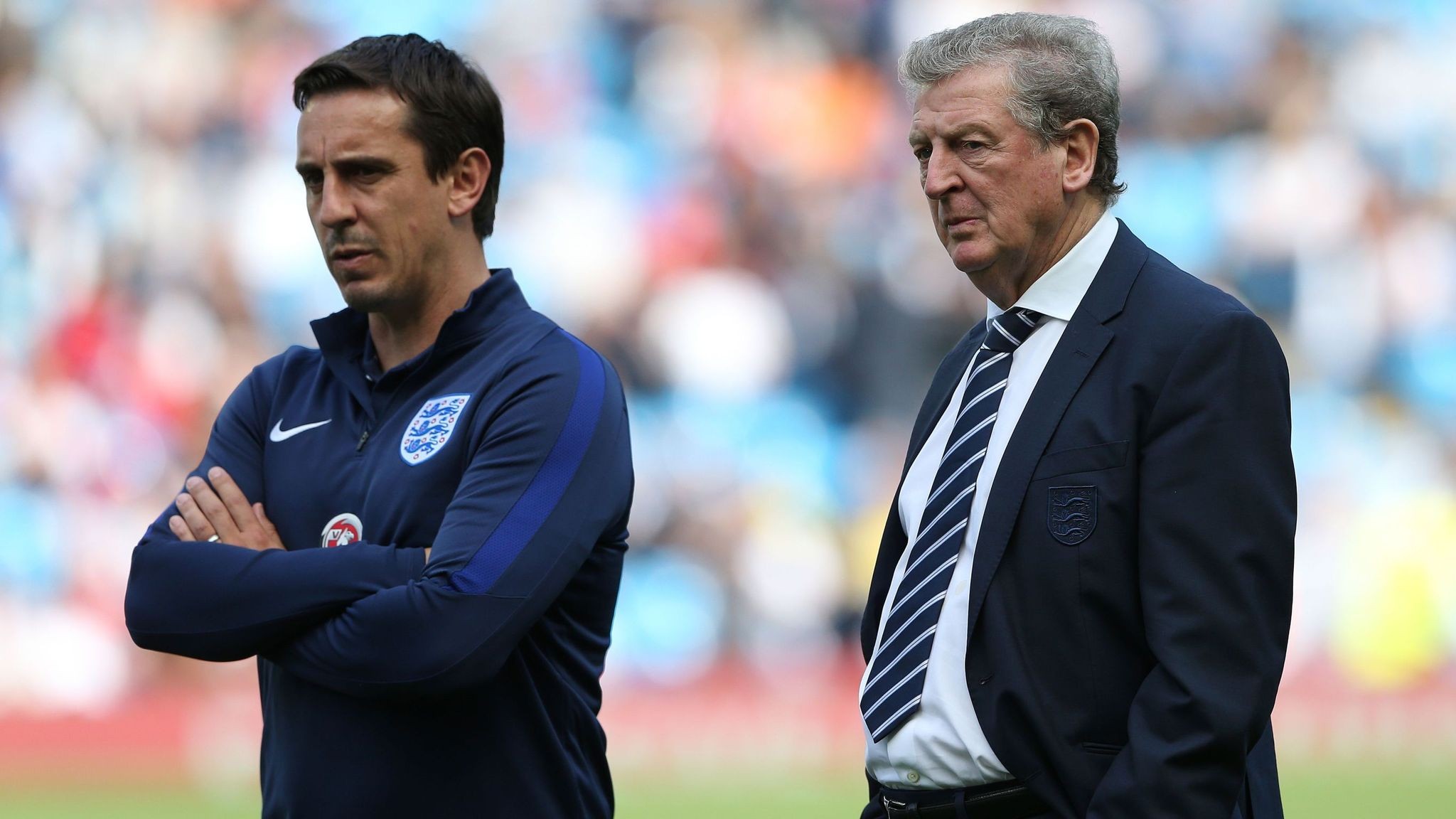 gary-neville-roy-hodgson-fa-3472256-1711102878.jpg