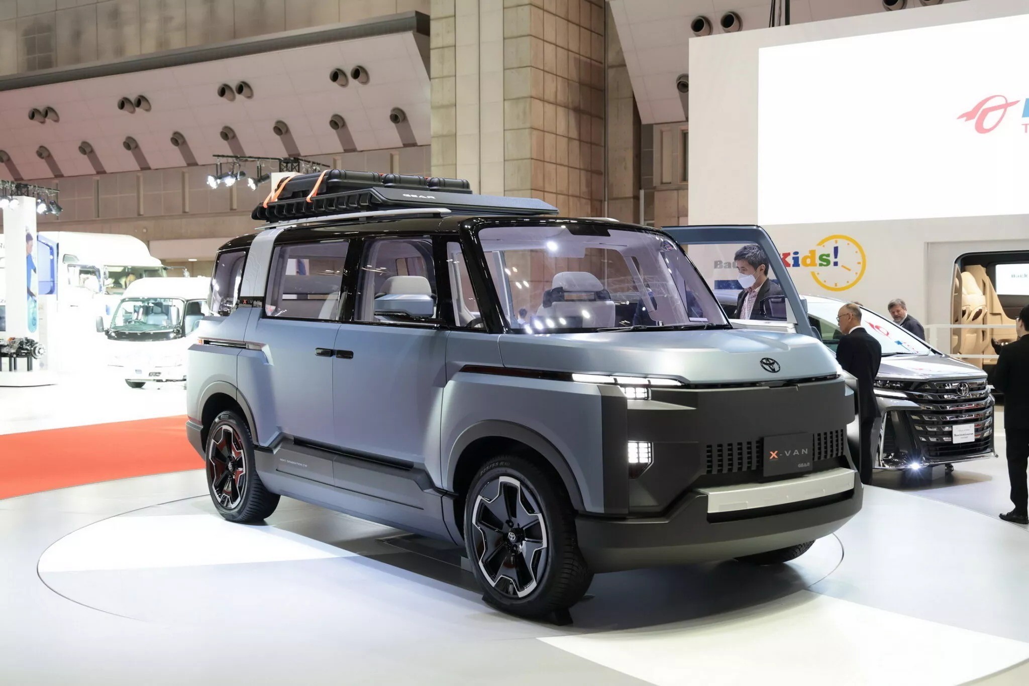 2023-toyota-x-van-gear-concept-2-1-1711339279.jpg