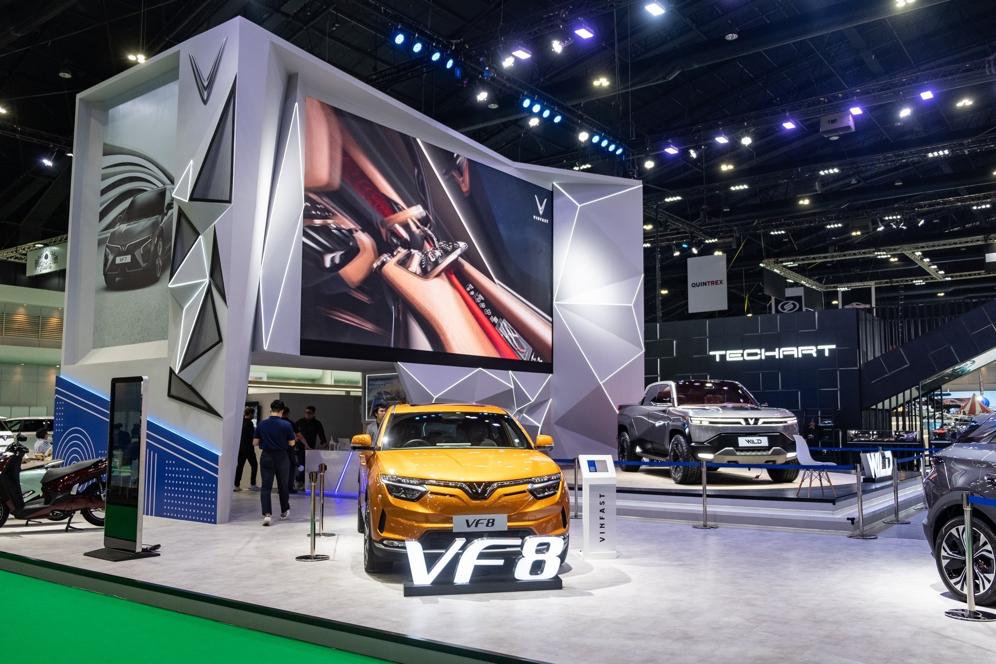 vinfast-bangkok-5-1711456742.jpg
