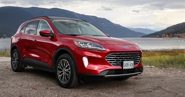 ford-escape-phev-1711973504.jpg