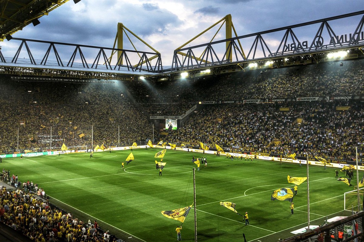 signal-iduna-park-1712206299.jpg