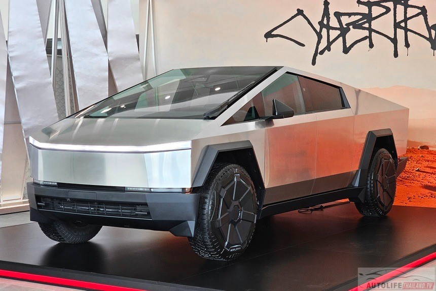 tesla-cybertruck-thailand-1-1712463137.jpg