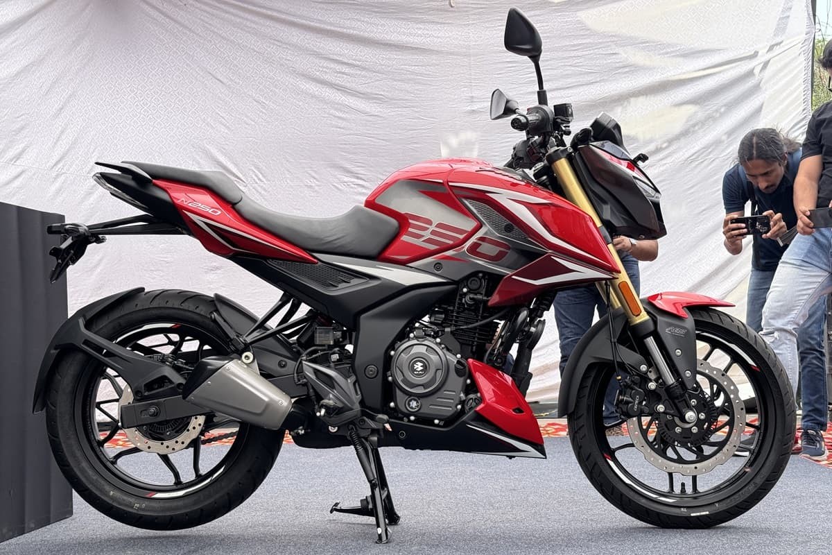 Quên Honda Winner X và Yamaha Exciter đi, ‘vua côn tay’ 250cc mới ra mắt giá 42 triệu đồng, có ABS ảnh 1