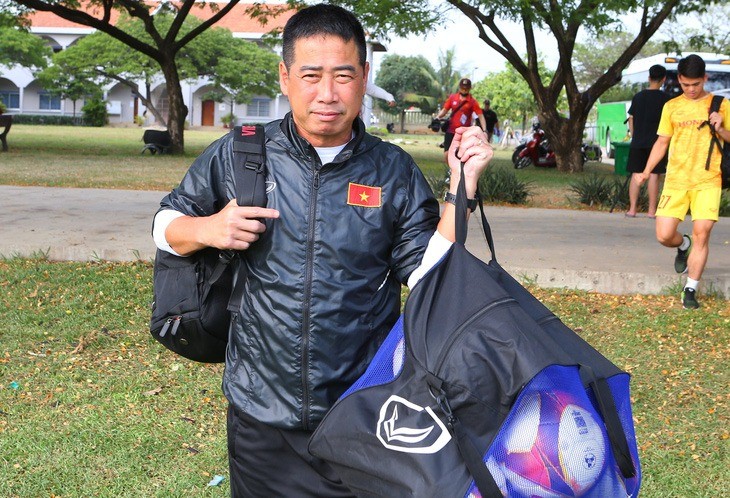 ngo-viet-trung-hlv-thu-mon-17130-1713093515.jpg