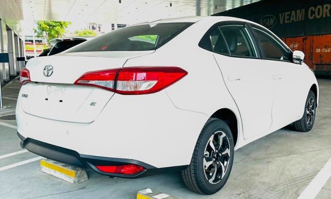 Đẩy Honda City và Hyundai Accent vào quên lãng, Toyota Vios giảm giá cực sâu, rẻ như Kia Morning ảnh 2