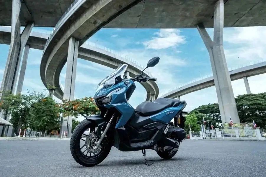 ‘Honda SH phiên bản đi phượt’ sắp ra mắt: Đẹp mê ly, có ABS 2 kênh át vía Air Blade, giá rẻ khó tin ảnh 1