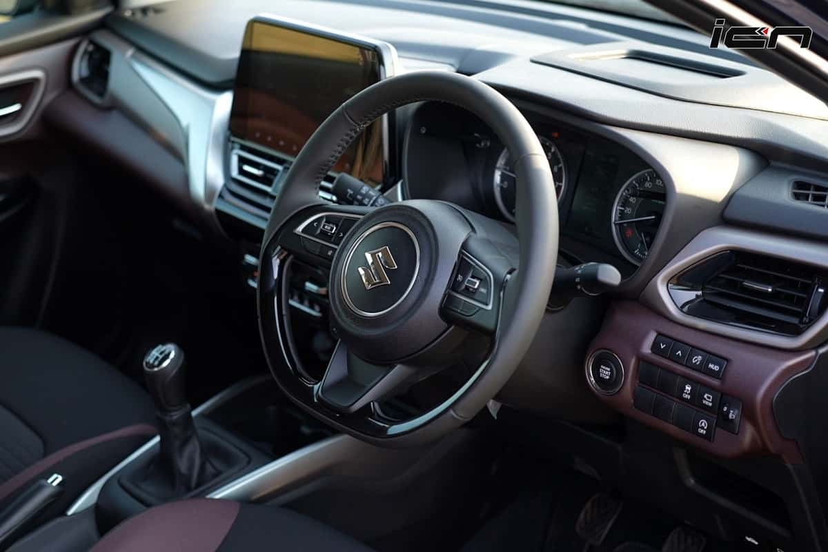 Suzuki ra mắt ‘vua SUV’ cỡ nhỏ giá chỉ 252 triệu đồng rẻ hơn Kia Morning, thiết kế đẹp lung linh ảnh 3