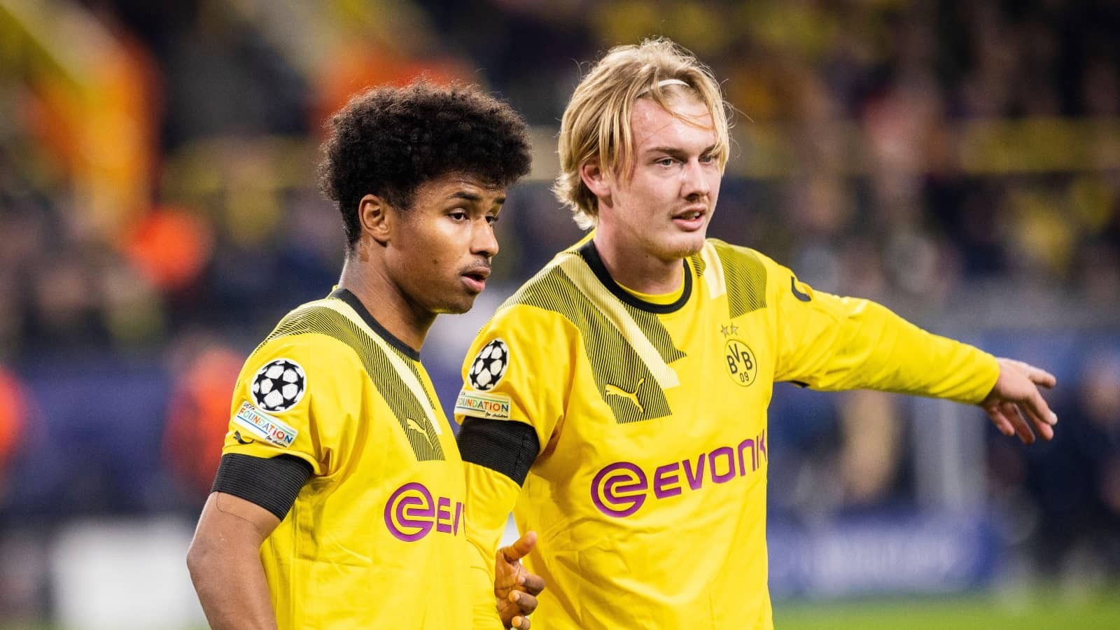 karim-adeyemi-and-julian-brandt-during-borussia-dortmund-game-1715866781.jpg