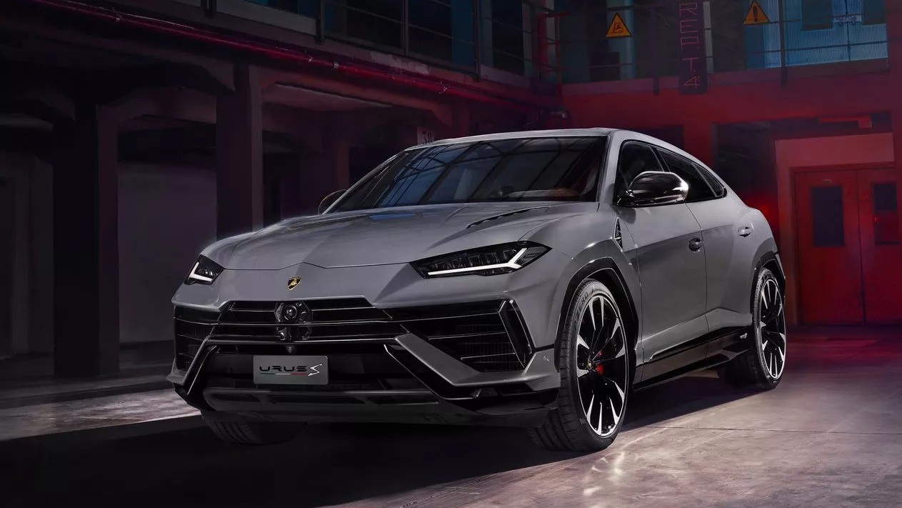 lamborghini-urus-s-2023-1280-07-1716515970.jpg