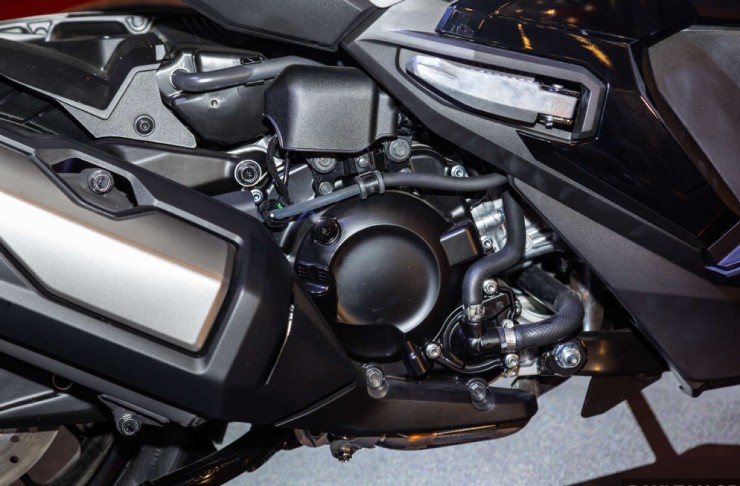 Chi tiết ‘Honda SH phiên bản đi phượt’ mới: Có ABS 2 kênh, màn LCD, động cơ mạnh mẽ, giá cạnh tranh ảnh 3