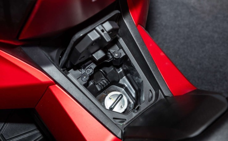 Chi tiết ‘Honda SH phiên bản đi phượt’ mới: Có ABS 2 kênh, màn LCD, động cơ mạnh mẽ, giá cạnh tranh ảnh 7