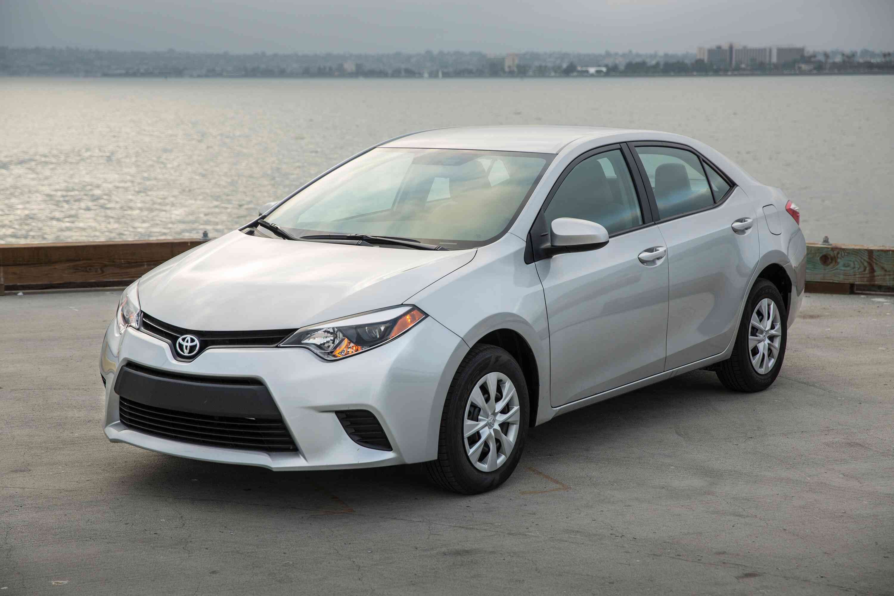2015-toyota-corolla-optimized-1717663736.jpg