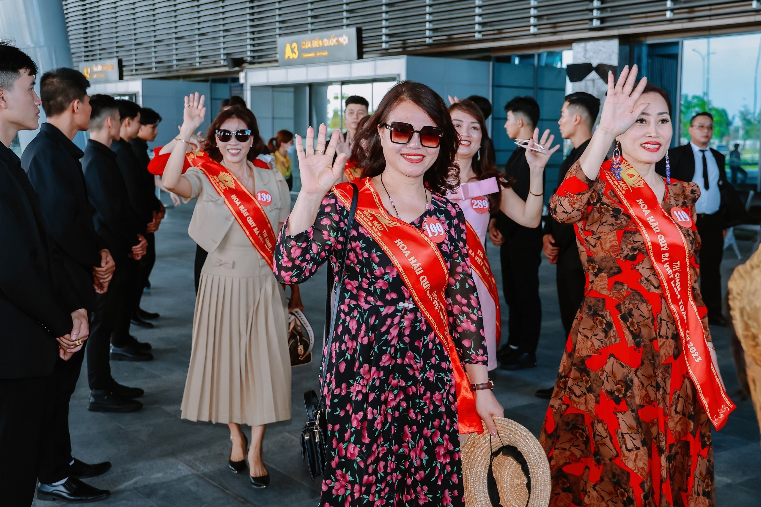 Các thí sinh Hoa hậu Quý bà Việt Nam Toàn cầu 2023 gửi lời cảm ơn đầu tiên đến ban tổ chức