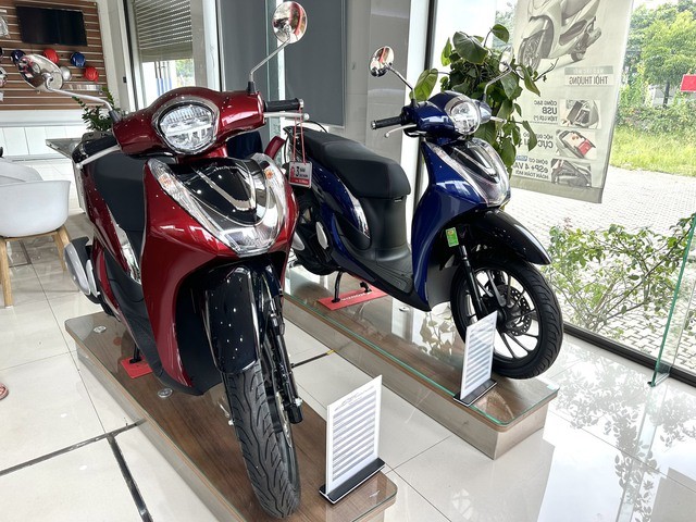 gia-xe-honda-sh-mode-1707316515.jpg