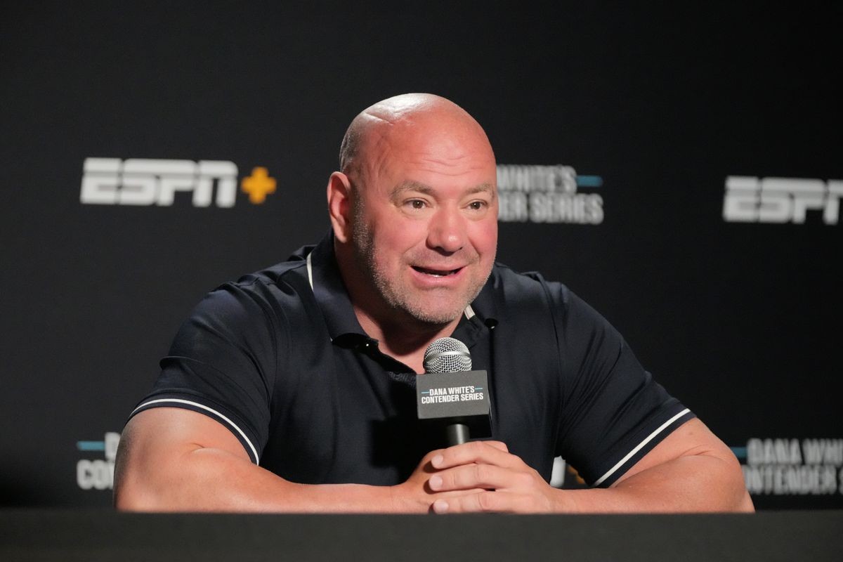 dana-white-tra-loi-cuc-phu-khi-nghe-dinh-gia-500-trieu-do-cua-bellator-2-1699861757-1699863811.jpg