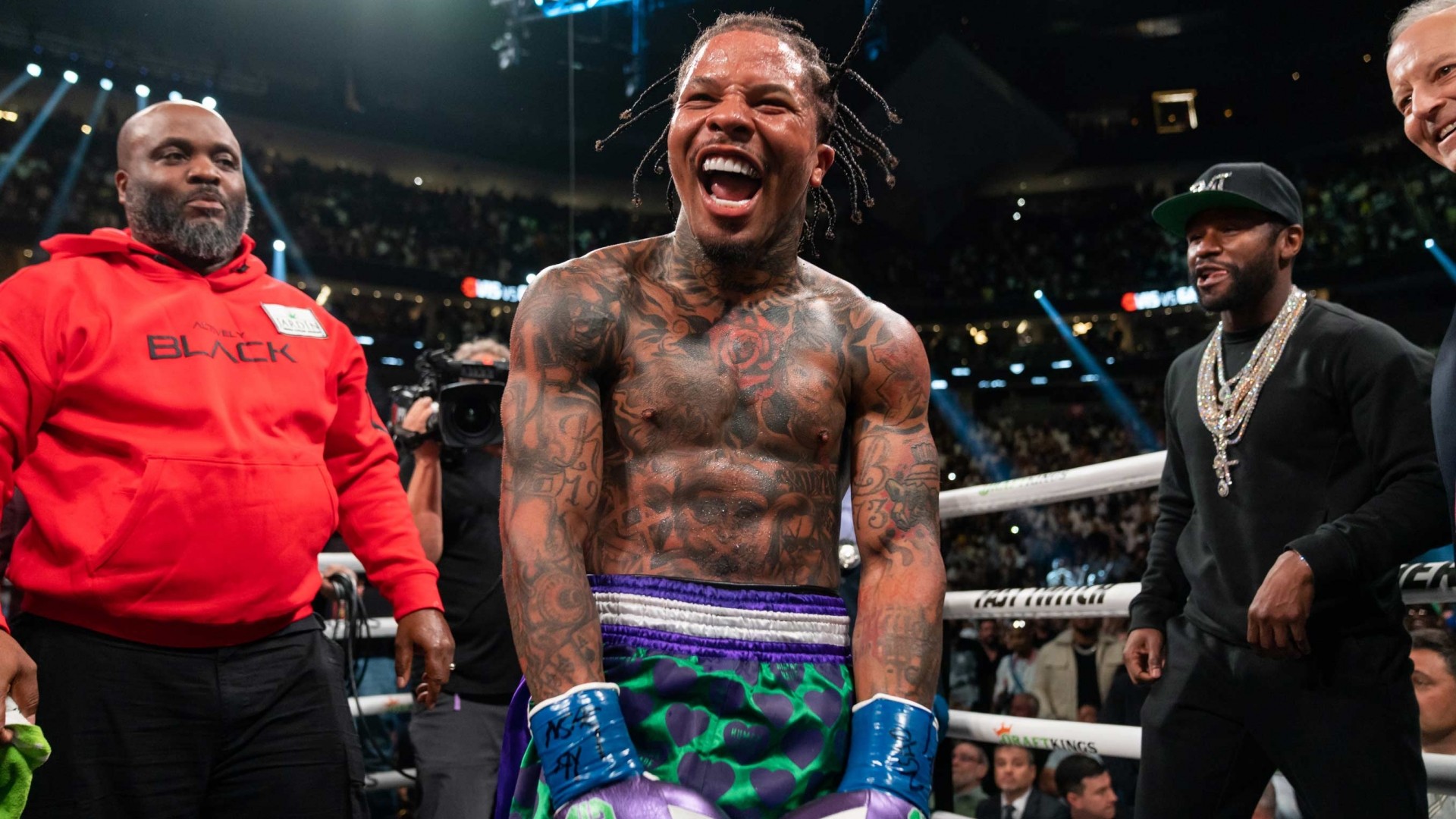 gervontadavis-8-1704165867-1704189019.jpg