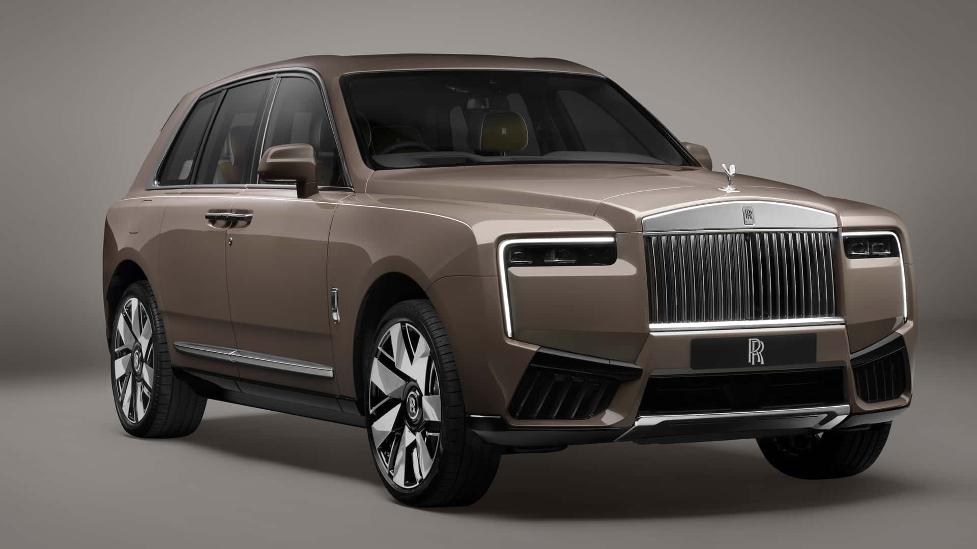2025-rolls-royce-cullinan-171514-1715177289.jpg