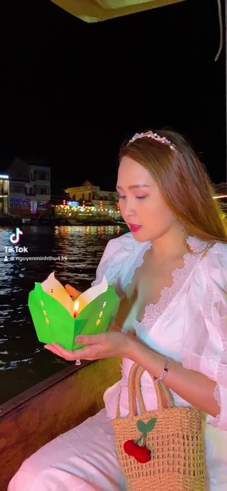 tha-den-pho-co-hoi-an-1692246275.mp4