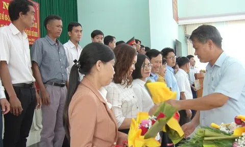 Chư Prông: Xây dựng chi bộ thôn làng vững mạnh, để “Dân tin Đảng, Đảng trong dân”