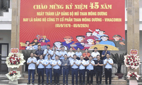 “Vượt nắng, thắng mưa” ở Công ty Than Mông Dương