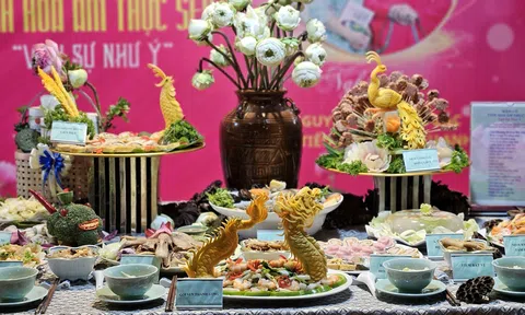 Nghệ An: Khai mạc Lễ hội du lịch và ẩm thực Sen 2024