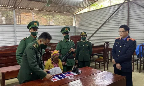 Sơn La bắt quả tang 01 đối tượng vận chuyển trái phép chất ma túy qua biên giới