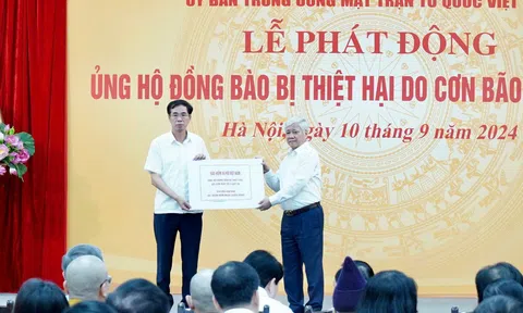 Phát động ủng hộ đồng bào bị thiệt hại do thiên tai, BHXH Việt Nam đồng hành cùng nhiều tỉnh thành
