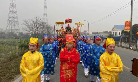 Phú Thọ: Tưng bừng lễ hội làng Hữu Bổ