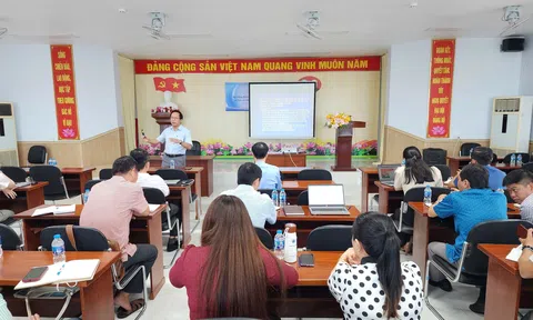 Kiên Giang: Tập huấn kỹ năng đưa tin Đại hội Đảng