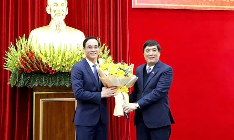 Phú Thọ tiếp tục thực hiện công tác cán bộ